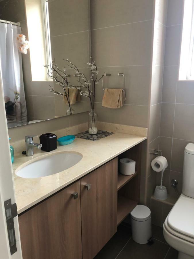 Depto Bosques De Montemar, Minimo 4 Noches, Reserva Con 3 Dias Anticipacion, Maximo 4 Adultos De 6 Cupos Apartamento Vina del Mar
